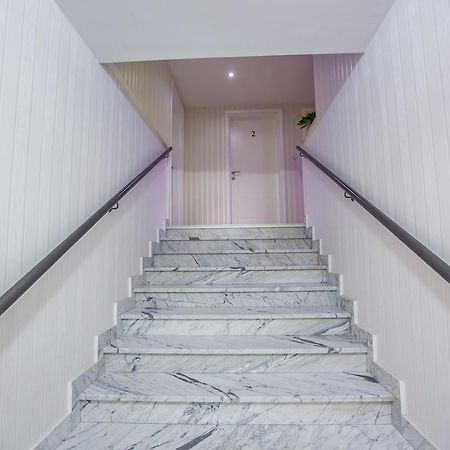 Apartments And Rooms Millennium 오굴린 외부 사진